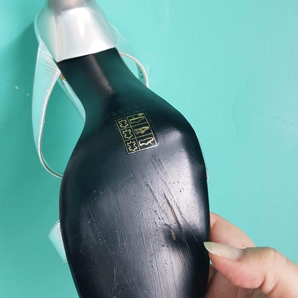 Pair of Casadei Heels 10B Silver - Picture 2 of 6